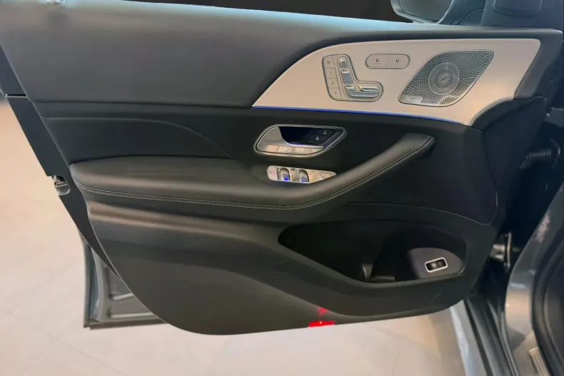 Mercedes-Benz GLE Coupe din 2025 cu 19.000 km - oferta MER255589 - foto 11