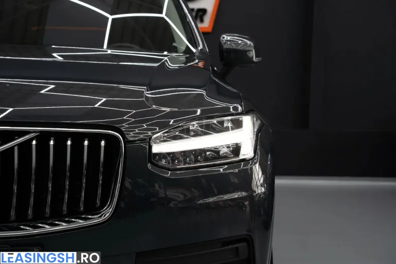 Volvo XC90 din 2021 cu 57.907 km - oferta VOL255596 - foto 9