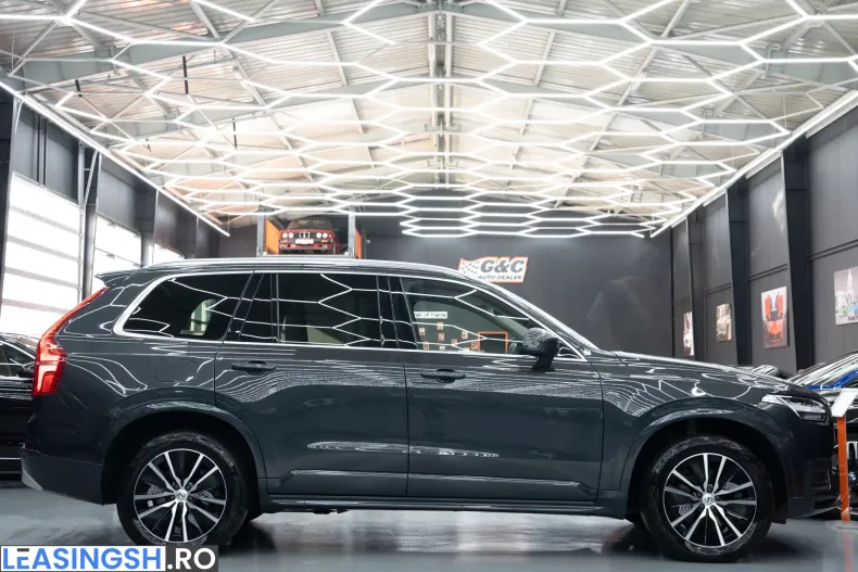Volvo XC90 din 2021 cu 57.907 km - oferta VOL255596 - foto 11