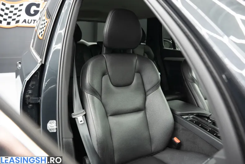 Volvo XC90 din 2021 cu 57.907 km - oferta VOL255596 - foto 18
