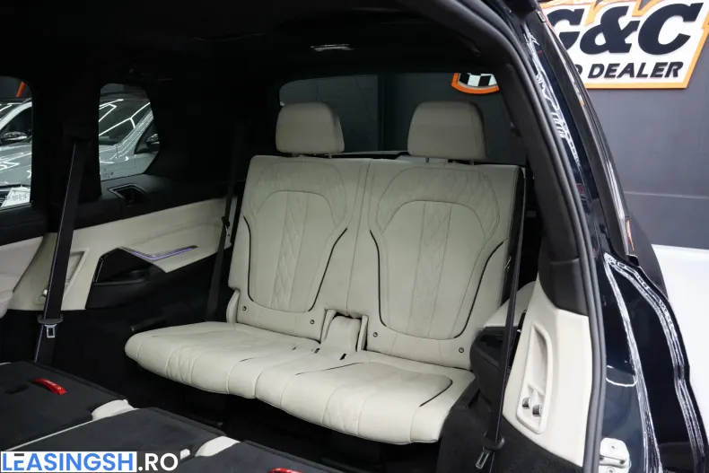 BMW X7 (Seria X) din 2023 cu 86.604 km - oferta BMW255598 - foto 25