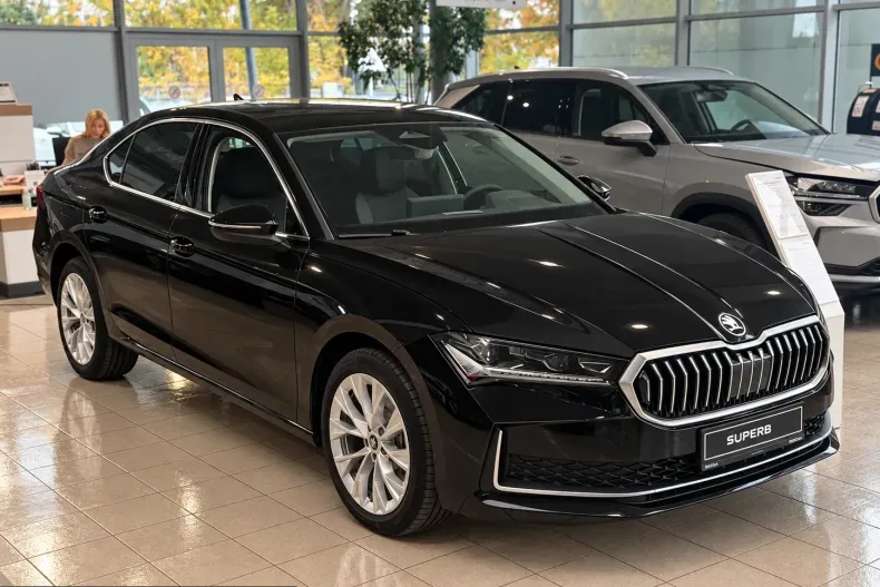 Skoda Superb din 2026 cu 10 km - oferta SKO255606 - foto 2