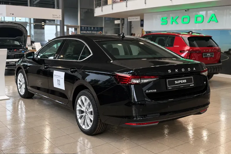 Skoda Superb din 2026 cu 10 km - oferta SKO255606 - foto 4