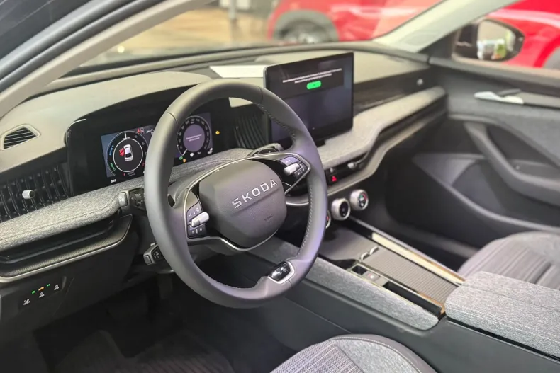 Skoda Superb din 2026 cu 10 km - oferta SKO255606 - foto 12