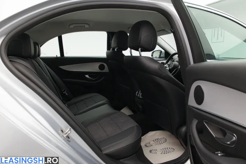 Mercedes-Benz E din 2022 cu 37.619 km - oferta MER255616 - foto 12