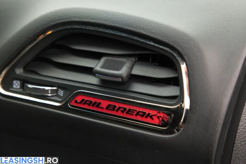 Dodge Challenger din 2023 cu 8.315 km - oferta DOD255618 - foto 19