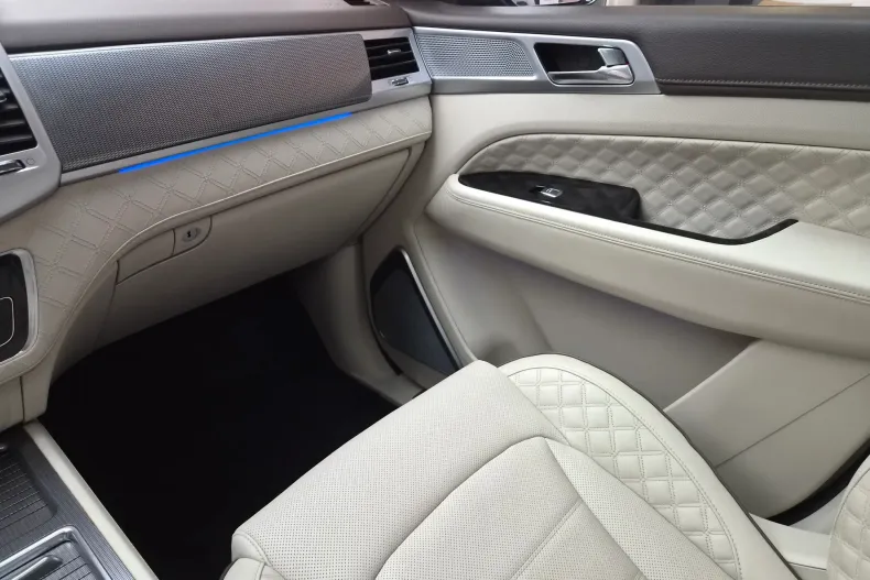 Ssangyong REXTON din 2023 cu 48.850 km - oferta SSA255620 - foto 27