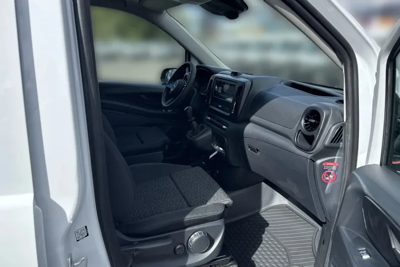 Mercedes-Benz Vito din 2026 cu 2 km - oferta MER255626 - foto 12