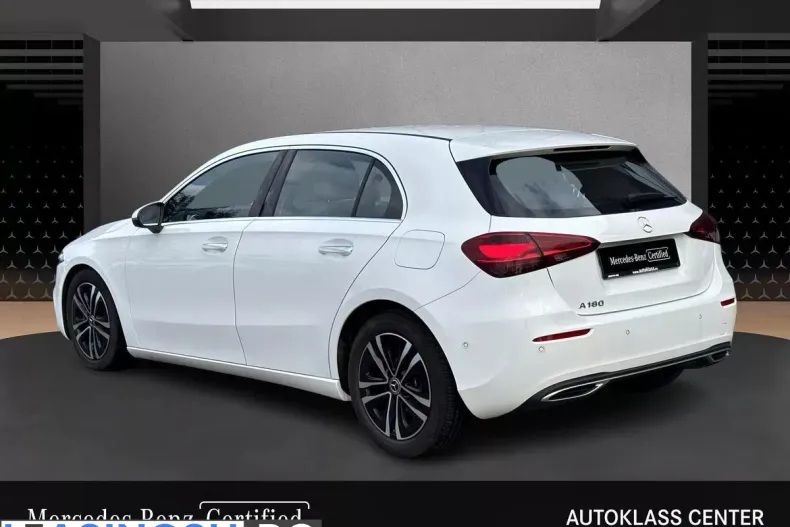 Mercedes-Benz A 180 (Clasa A) din 2024 cu 16.916 km - oferta MER255634 - foto 3