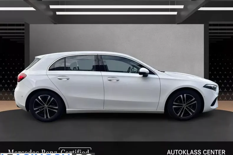 Mercedes-Benz A 180 (Clasa A) din 2024 cu 16.916 km - oferta MER255634 - foto 6