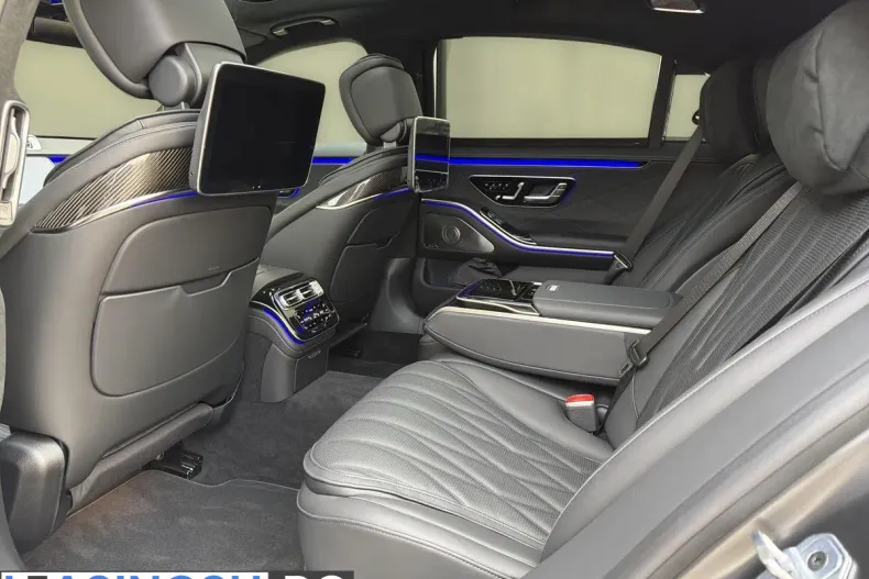 Mercedes-Benz S 63 AMG (Clasa S) din 2025 cu 3.000 km - oferta MER255652 - foto 13