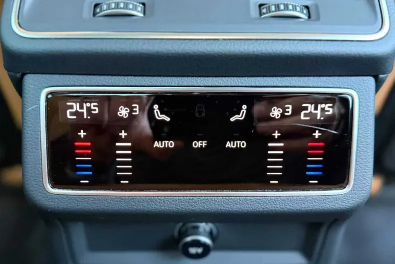 Audi A6 din 2023 cu 101.000 km - oferta AUD255654 - foto 26