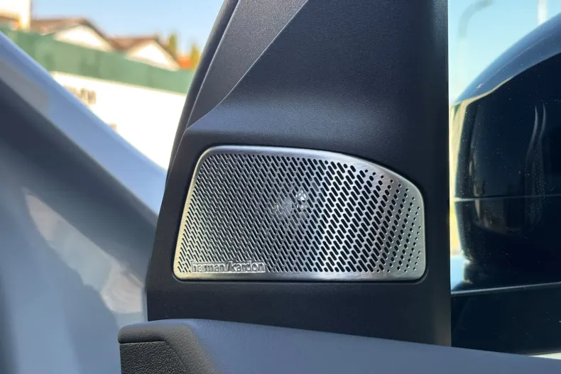 BMW iX3 (Seria X) din 2026 cu 9.000 km - oferta BMW255664 - foto 22