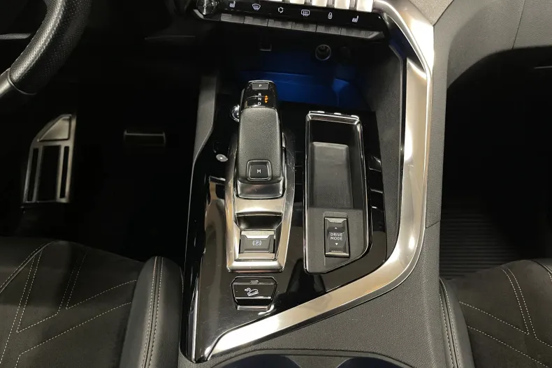 Peugeot 3008 din 2021 cu 98.842 km - oferta PEU255674 - foto 24