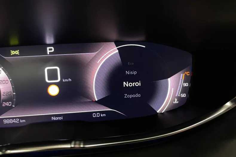 Peugeot 3008 din 2021 cu 98.842 km - oferta PEU255674 - foto 29