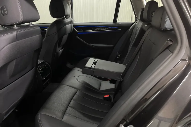 BMW 520 (Seria 5) din 2021 cu 150.000 km - oferta BMW255676 - foto 12