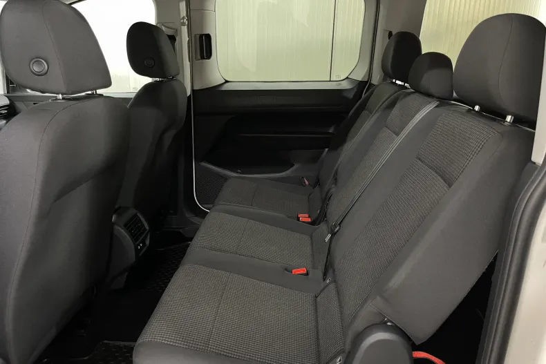 Volkswagen Caddy din 2021 cu 102.926 km - oferta VOL255678 - foto 11