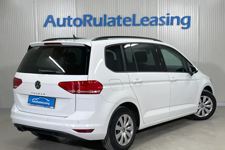 Volkswagen Touran din 2022 cu 42.236 km - oferta VOL255682 - foto 3