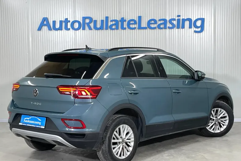 Volkswagen T-Roc din 2023 cu 40.150 km - oferta VOL255684 - foto 3