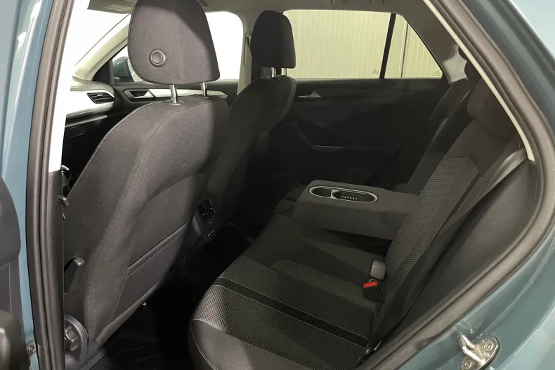 Volkswagen T-Roc din 2023 cu 40.150 km - oferta VOL255684 - foto 11