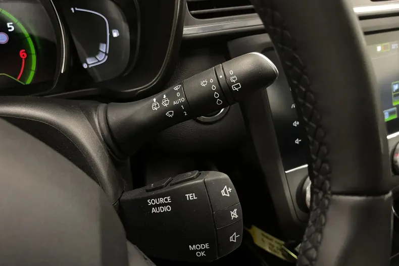Renault Kadjar din 2022 cu 67.646 km - oferta REN255686 - foto 24