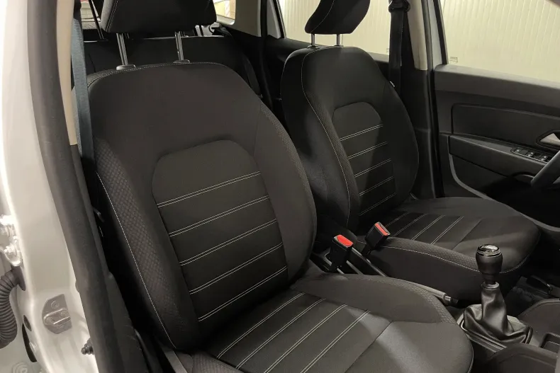 Dacia Duster din 2023 cu 119.756 km - oferta DAC255692 - foto 9