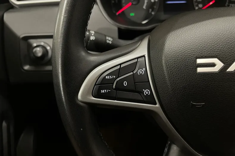 Dacia Duster din 2023 cu 119.756 km - oferta DAC255692 - foto 17