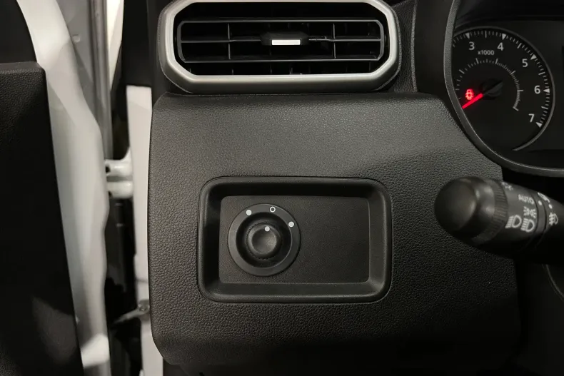 Dacia Duster din 2023 cu 119.756 km - oferta DAC255692 - foto 19