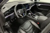 Volkswagen Touareg din 2024 cu 150.271 km - oferta VOL255694 - foto 5