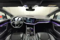 Volkswagen Touareg din 2024 cu 150.271 km - oferta VOL255694 - foto 9