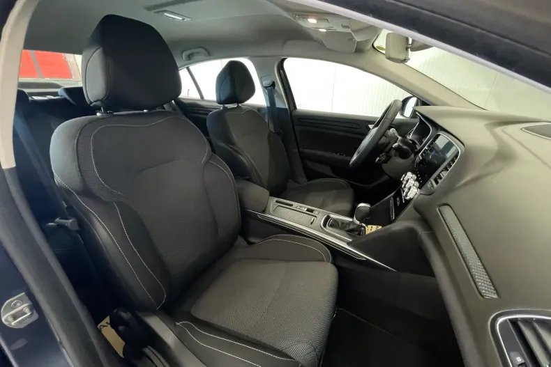 Renault Megane din 2023 cu 55.919 km - oferta REN255698 - foto 10