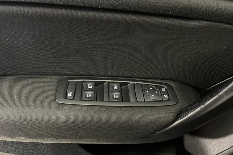 Renault Megane din 2023 cu 55.919 km - oferta REN255698 - foto 17