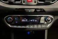 Hyundai i30 din 2023 cu 43.219 km - oferta HYU255699 - foto 15