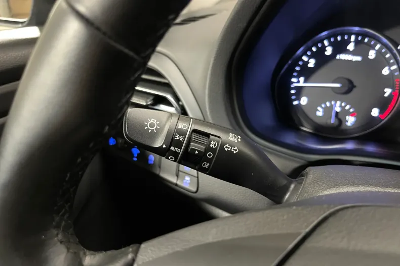 Hyundai i30 din 2023 cu 43.219 km - oferta HYU255699 - foto 22