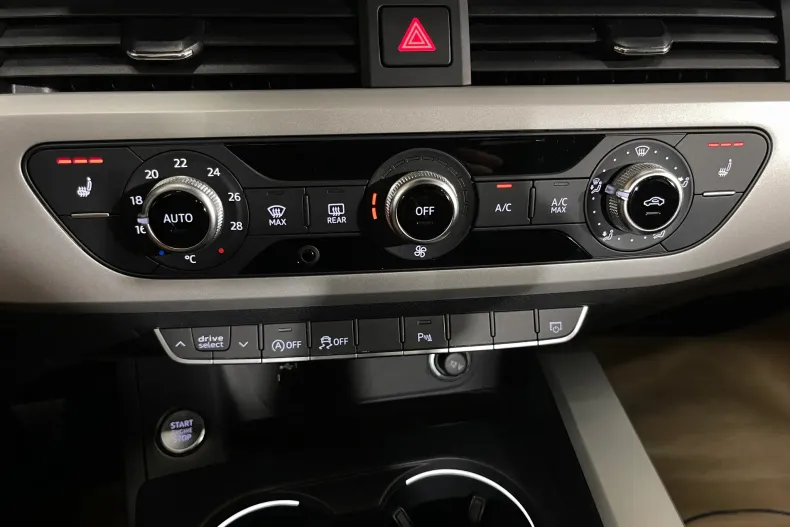 Audi A4 din 2022 cu 100.482 km - oferta AUD255701 - foto 22