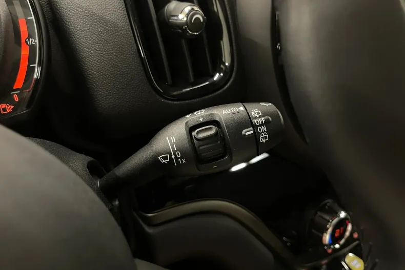 MINI Countryman din 2020 cu 69.810 km - oferta MIN255703 - foto 27