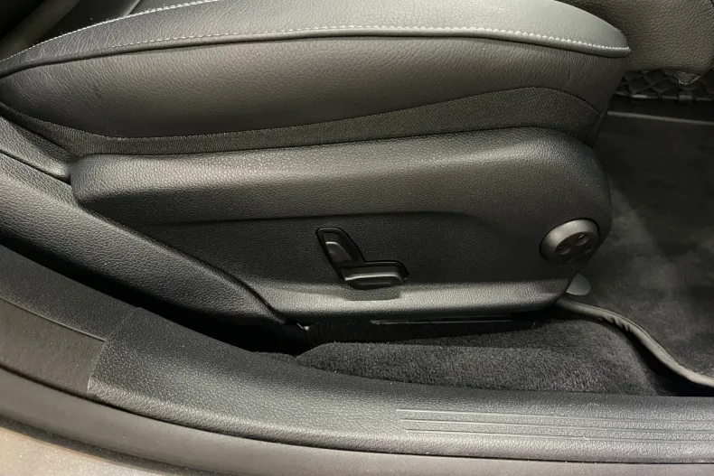 Mercedes-Benz E din 2020 cu 113.476 km - oferta MER255705 - foto 27