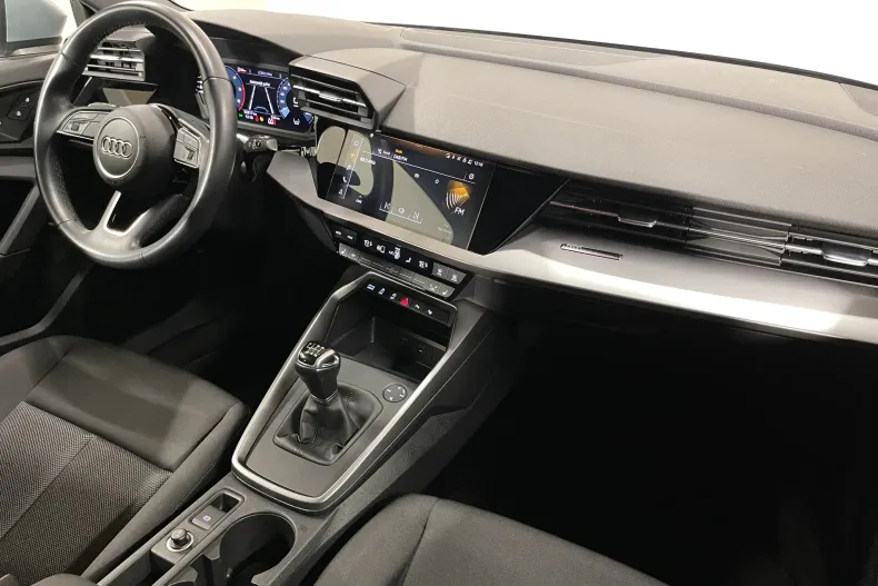 Audi A3 din 2023 cu 111.424 km - oferta AUD255708 - foto 8
