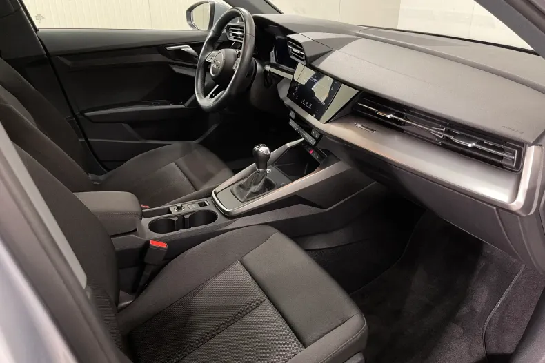 Audi A3 din 2023 cu 111.424 km - oferta AUD255708 - foto 10