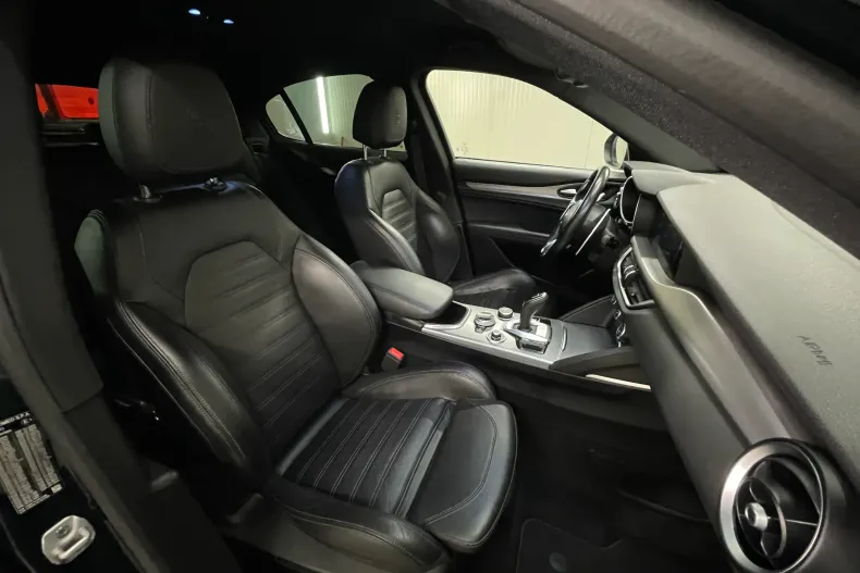 Alfa Romeo Stelvio din 2022 cu 126.393 km - oferta ALF255709 - foto 10
