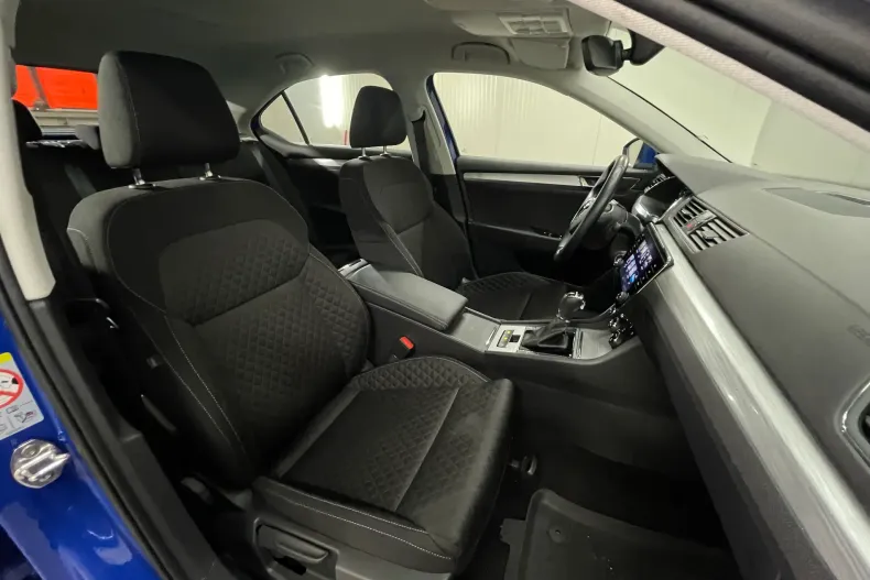 Skoda Superb din 2023 cu 22.435 km - oferta SKO255710 - foto 10