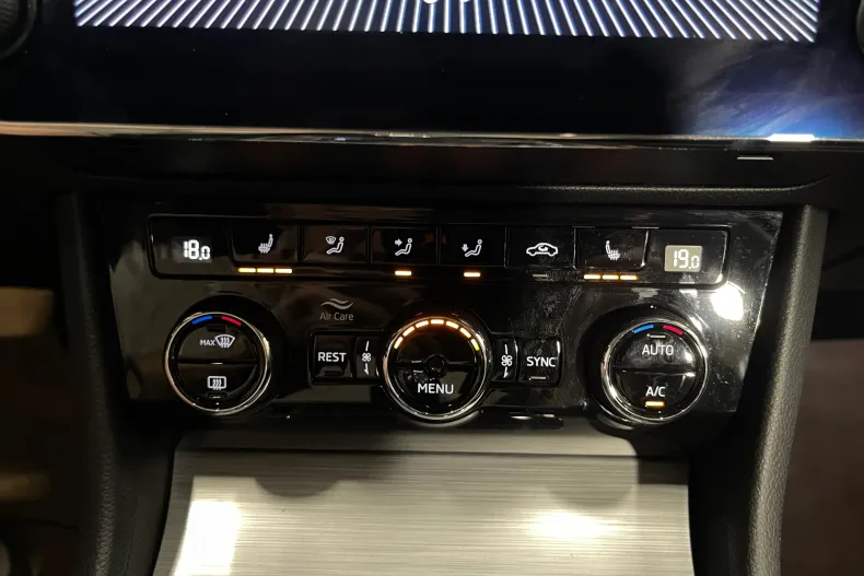 Skoda Superb din 2023 cu 22.435 km - oferta SKO255710 - foto 18