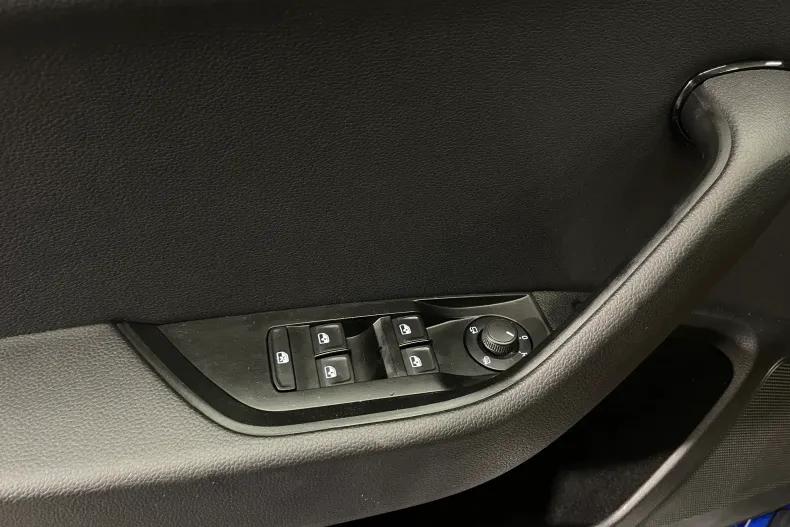 Skoda Superb din 2023 cu 22.435 km - oferta SKO255710 - foto 19