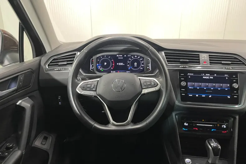 Volkswagen Tiguan din 2022 cu 74.879 km - oferta VOL255714 - foto 6