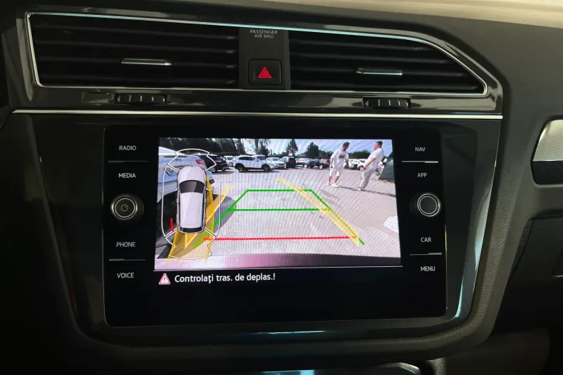 Volkswagen Tiguan din 2022 cu 74.879 km - oferta VOL255714 - foto 13