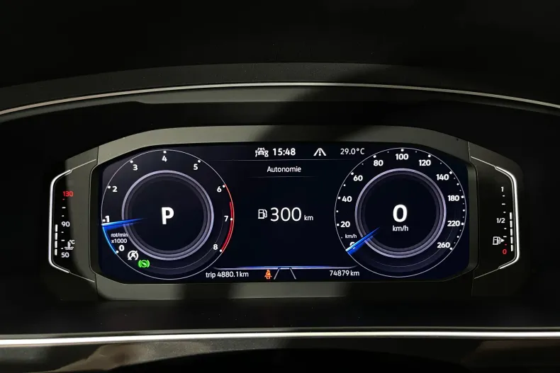 Volkswagen Tiguan din 2022 cu 74.879 km - oferta VOL255714 - foto 32