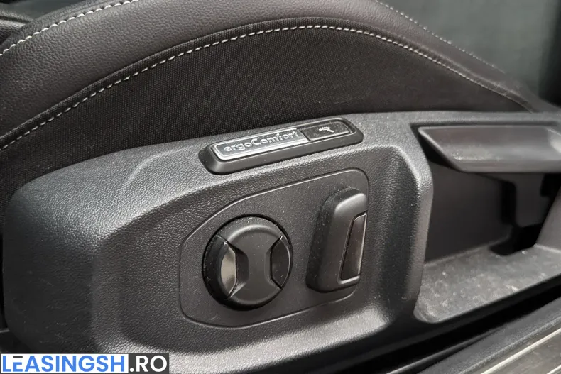 Volkswagen Arteon din 2022 cu 72.450 km - oferta VOL255722 - foto 26