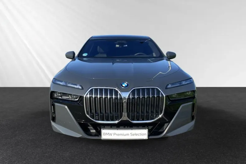 BMW 750 (Seria 7) din 2024 cu 9.340 km - oferta BMW255724 - foto 1