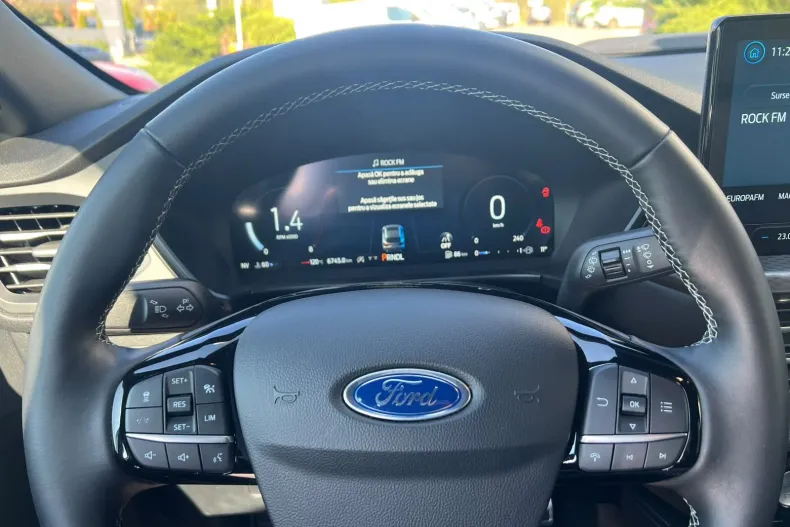 Ford Kuga din 2025 cu 6.900 km - oferta FOR255740 - foto 6
