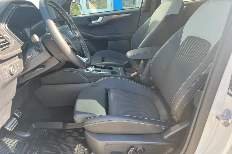 Ford Kuga din 2025 cu 6.900 km - oferta FOR255740 - foto 7